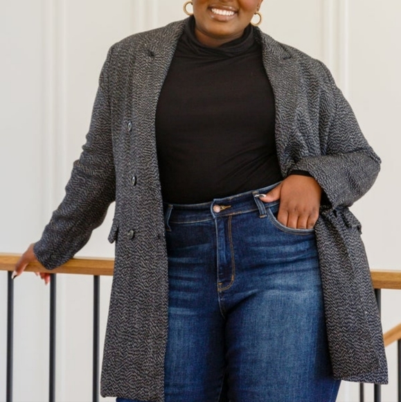 NWT beautiful blazer - Picture 9 of 16